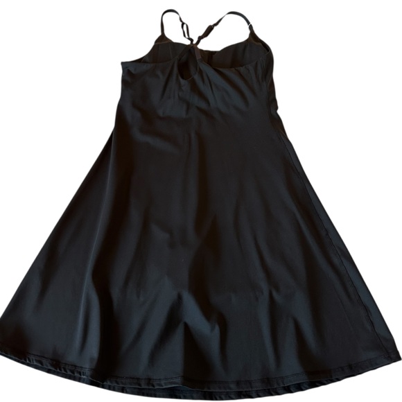 HALARA SOFTLYZERO AIRY NWT BACKLESS BACK 2 IN 1 ACTIVITY FLARE DRESS SIZE MED - Picture 4 of 12